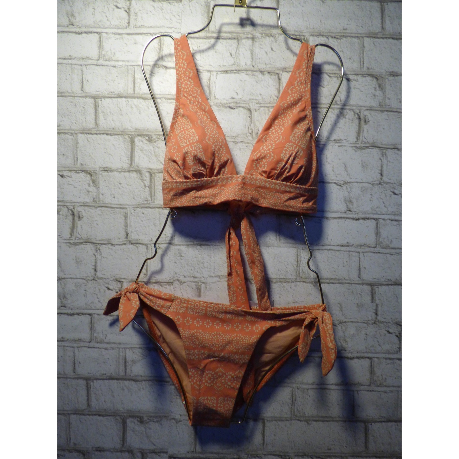 Robin Piccone Coral Orange Cream Isla Side Tie Bikini Set Medium New